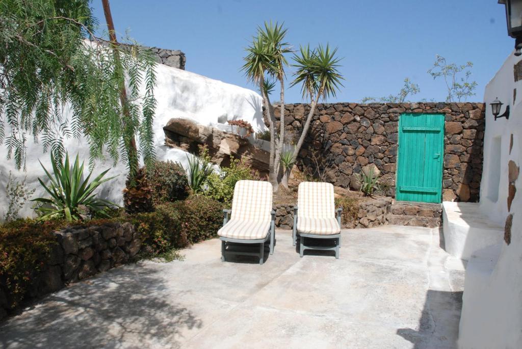 Villa El Perinque Femés Exterior foto